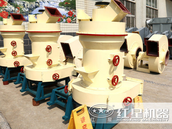 螢石雷蒙磨粉機(jī) 螢石雷蒙磨粉機(jī)