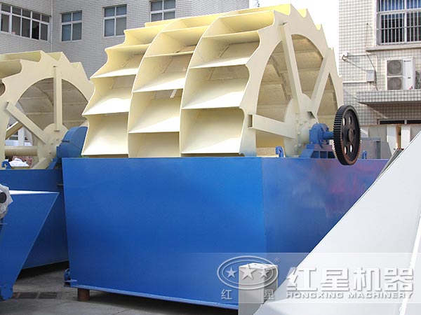 風(fēng)化砂洗砂機(jī):三輪斗 風(fēng)化砂洗砂機(jī):三輪斗