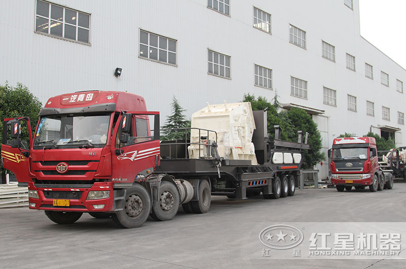 建筑垃圾移動破碎站直接開往客戶現(xiàn)場 建筑垃圾移動破碎站直接開往客戶現(xiàn)場