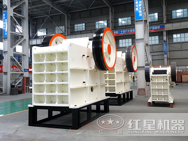 鄂式破碎機(jī) 鄂式破碎機(jī)