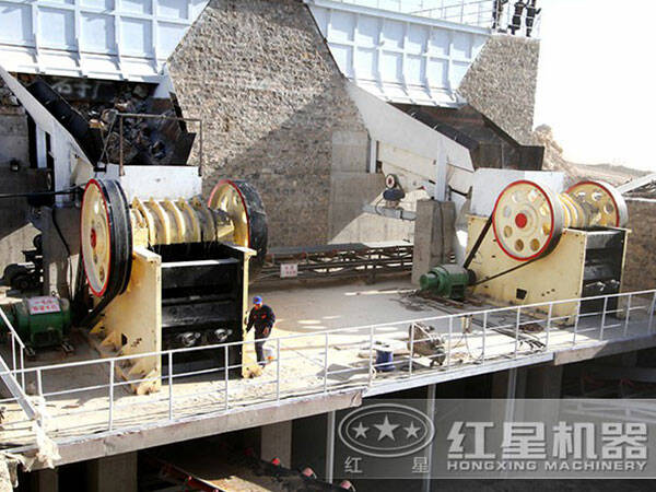 振動給料機(jī)客戶現(xiàn)場 振動給料機(jī)客戶現(xiàn)場