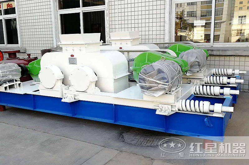 對(duì)輥式破碎機(jī) 對(duì)輥式破碎機(jī)